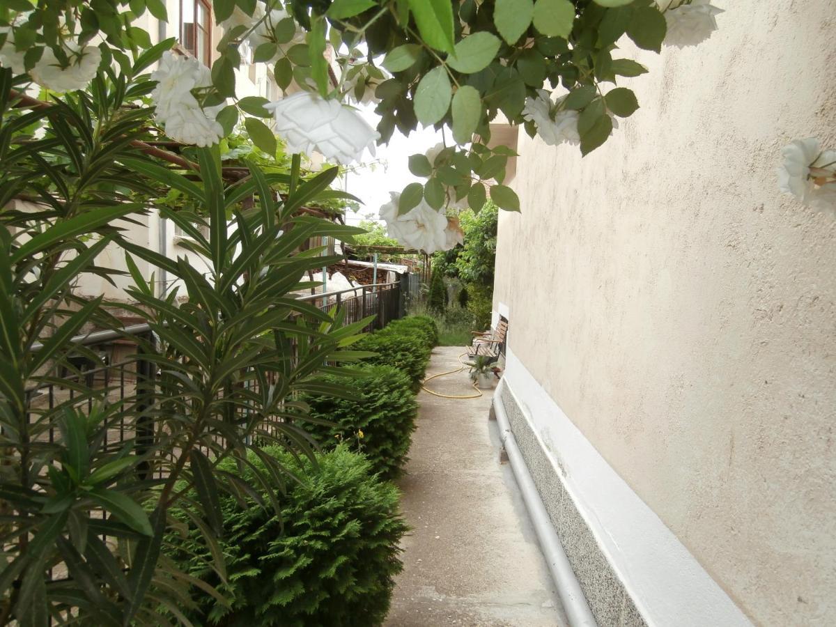 Apartments In House Silent Nature 桑丹斯基 外观 照片